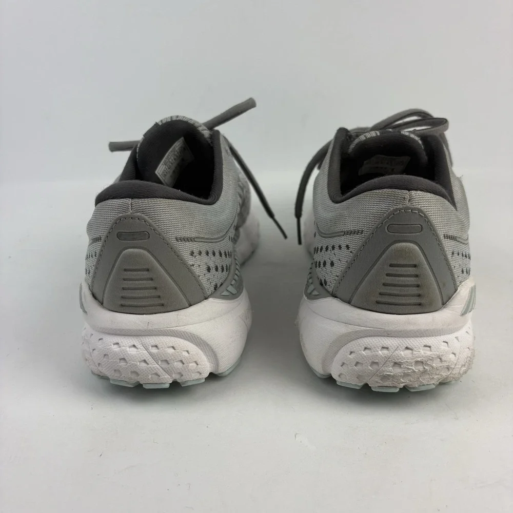Brooks scruff outsoles minor